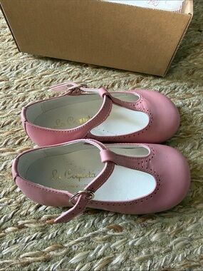 La Coqueta Girls' Pink T-Strap Dress Shoes